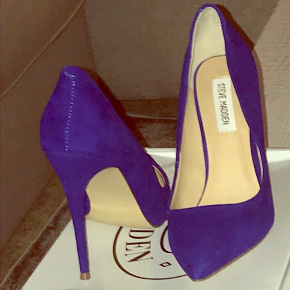 Steve Madden Blue Suede Heels